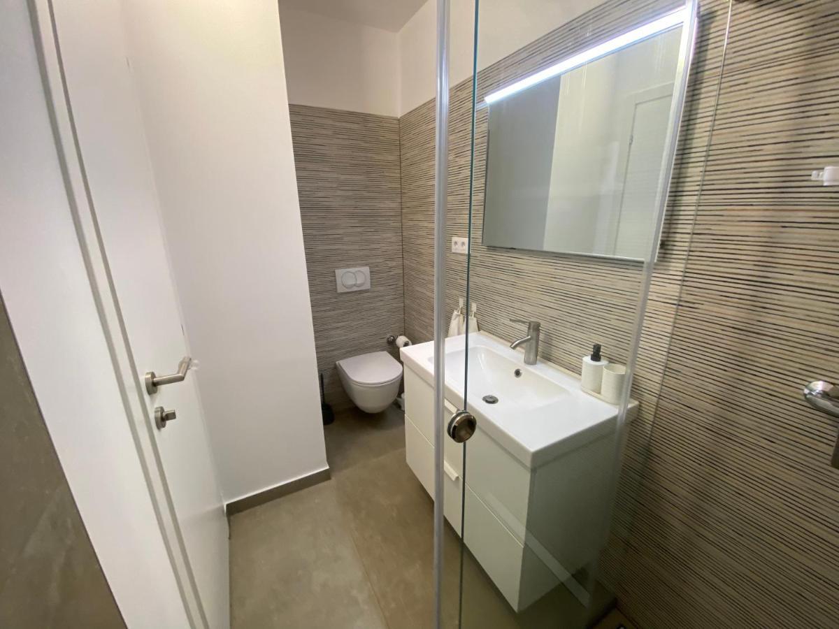 Sobe “Zavjetrina” Apartamento Murter Exterior foto