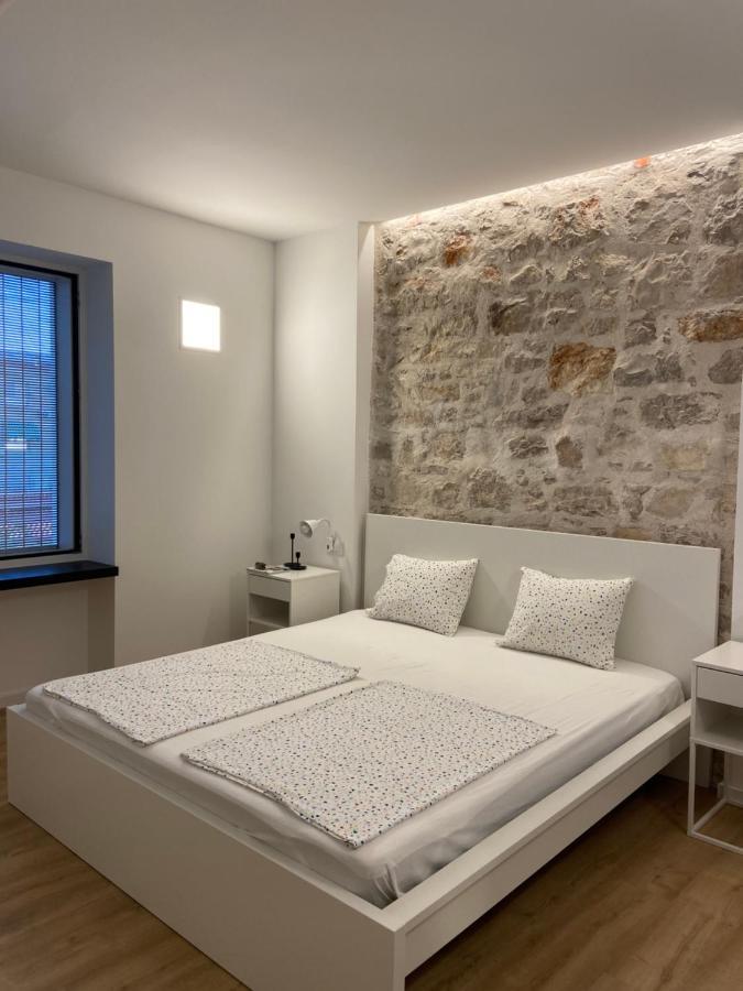Sobe “Zavjetrina” Apartamento Murter Exterior foto